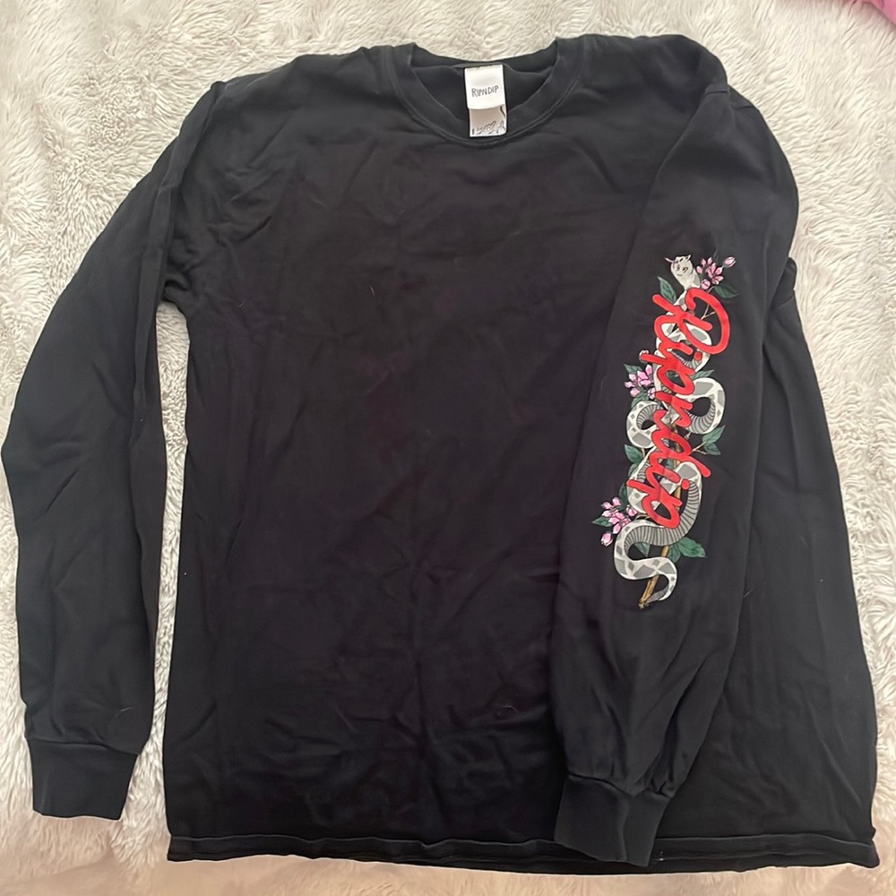 great quality shirt, great brand! Nice, thick and stretchy!